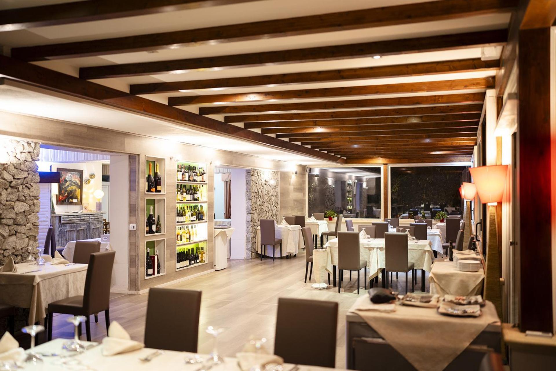 Hotel Ristorante Le Rose ブリアーティコ エクステリア 写真